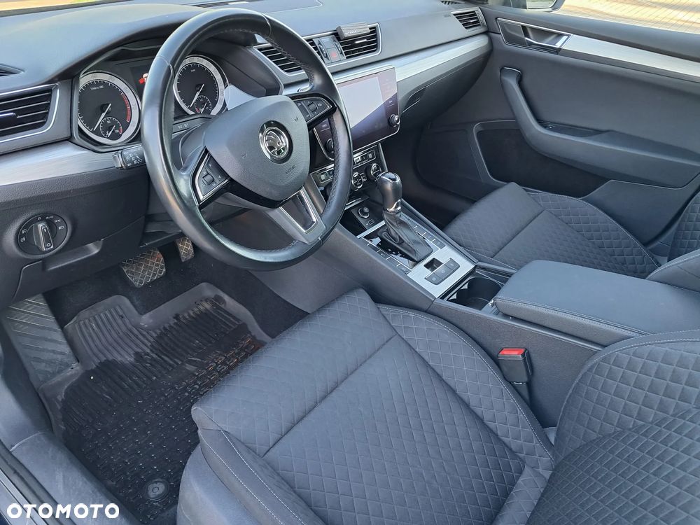 Skoda Superb 2.0 TSI Ambition DSG - 14