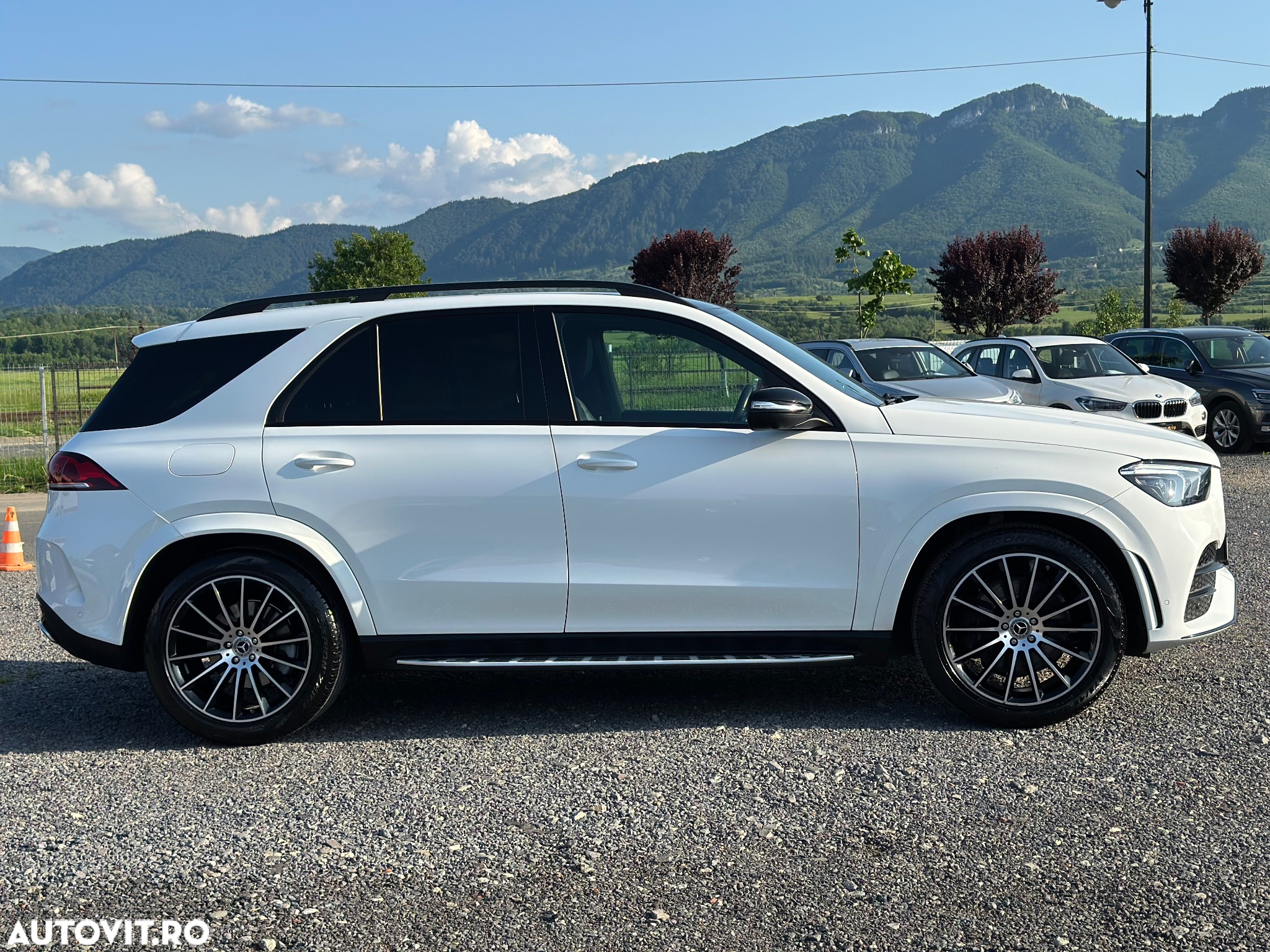 Mercedes-Benz GLE 300 d 4Matic 9G-TRONIC AMG Line - 10
