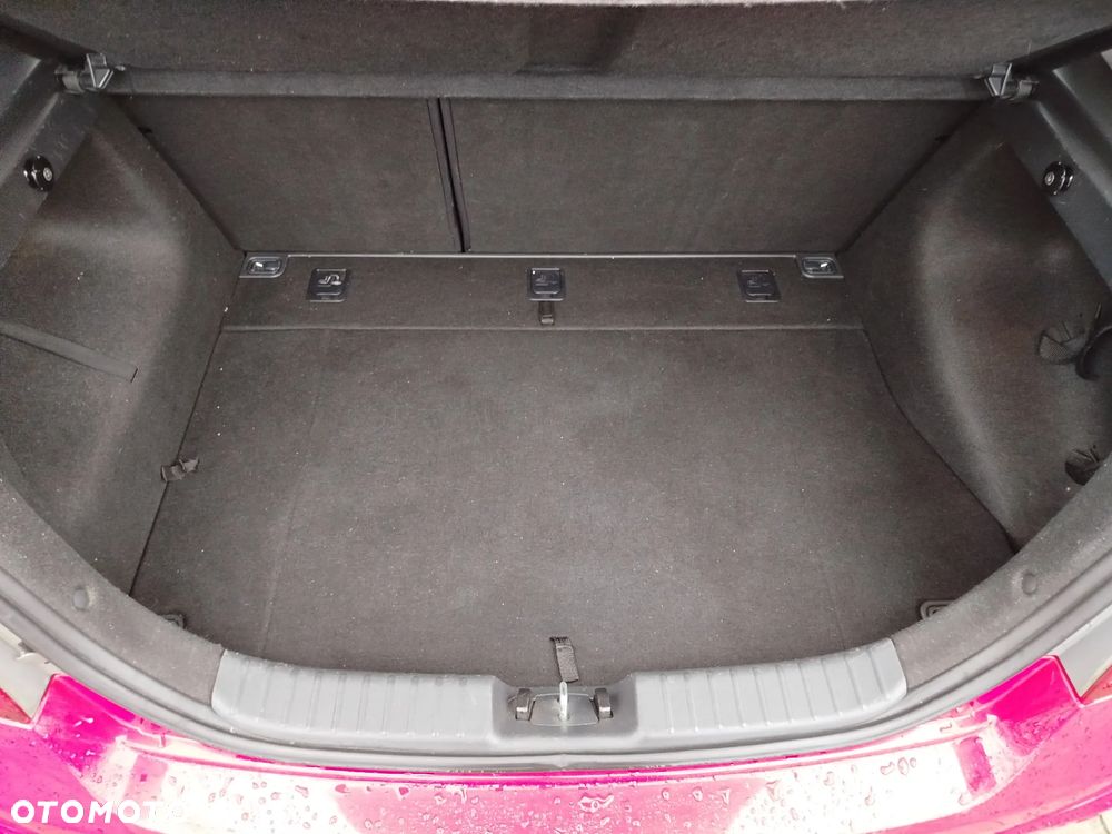 Hyundai i30 1.4 Base - 12