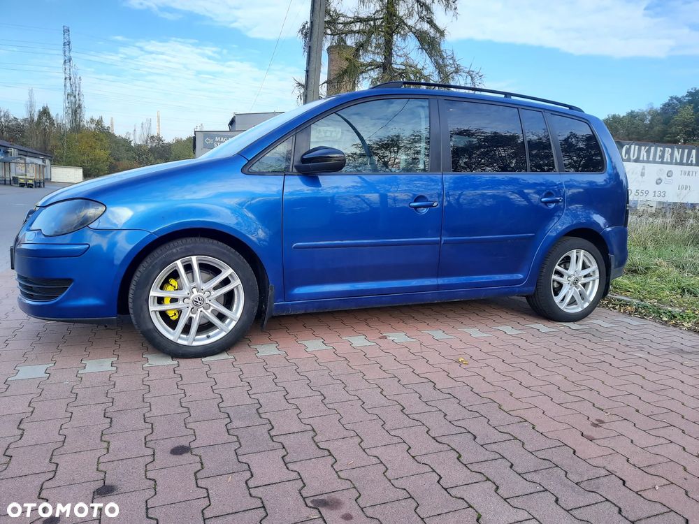 Volkswagen Touran 1.9 TDI DPF BlueMot Trendline - 3