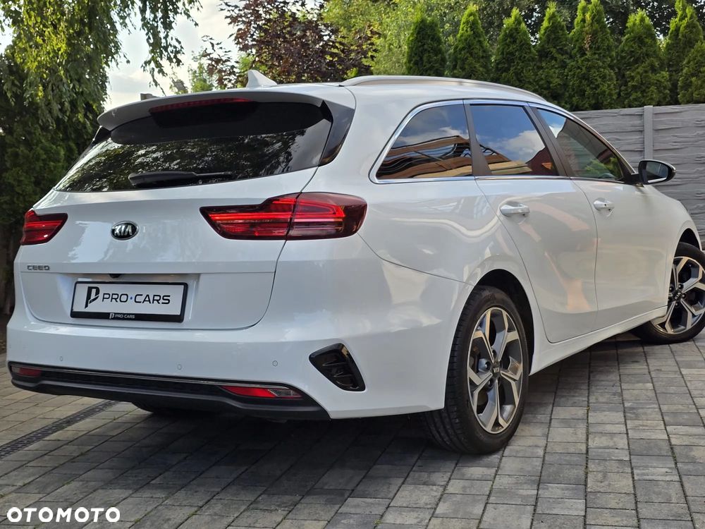 Kia Ceed 1.0 T-GDI OPF Edition 7 - 17