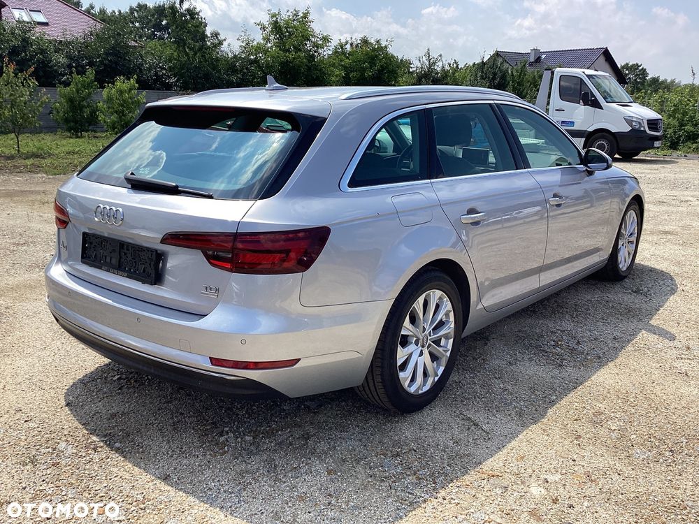 Audi A4 ver-2-0-tdi-design-s-tronic - 5