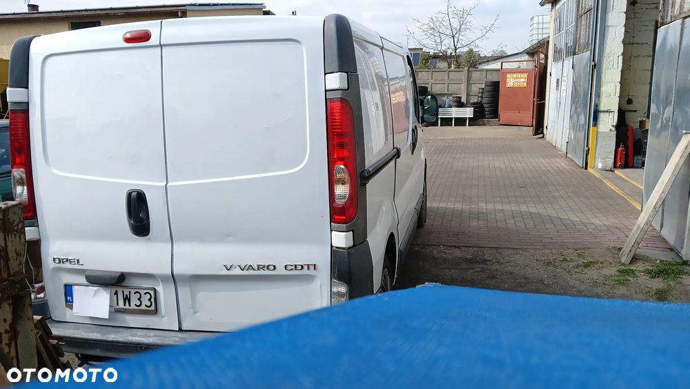 Opel Vivaro - 7