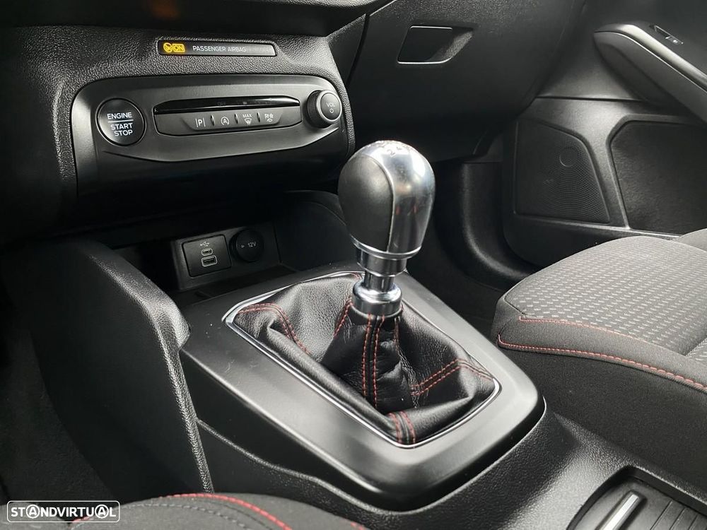 Ford Focus 1.0 EcoBoost MHEV ST-Line - 23