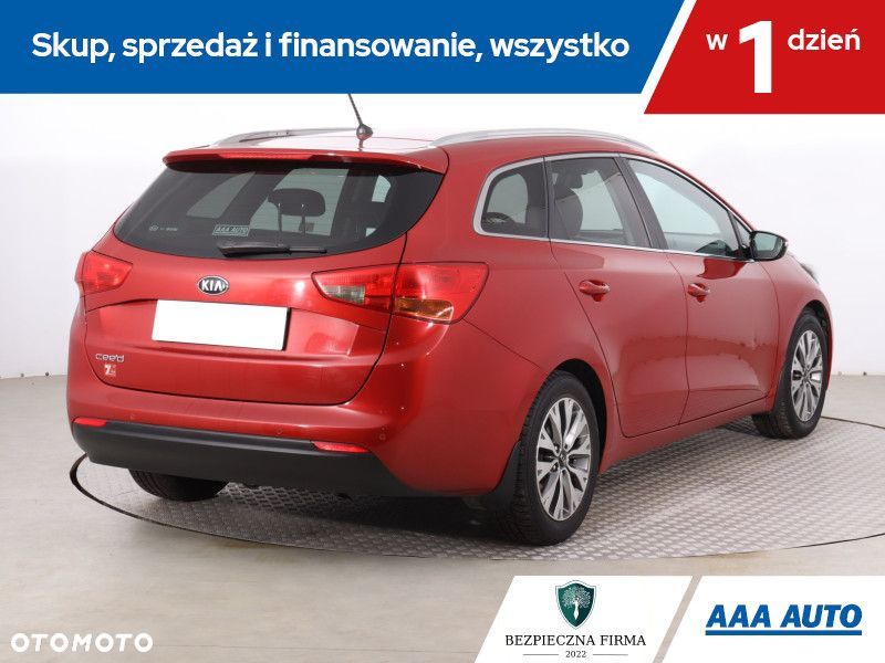 Kia Ceed - 7