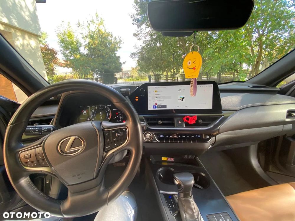 Lexus UX 200 GPF F Sport Design 2WD - 8