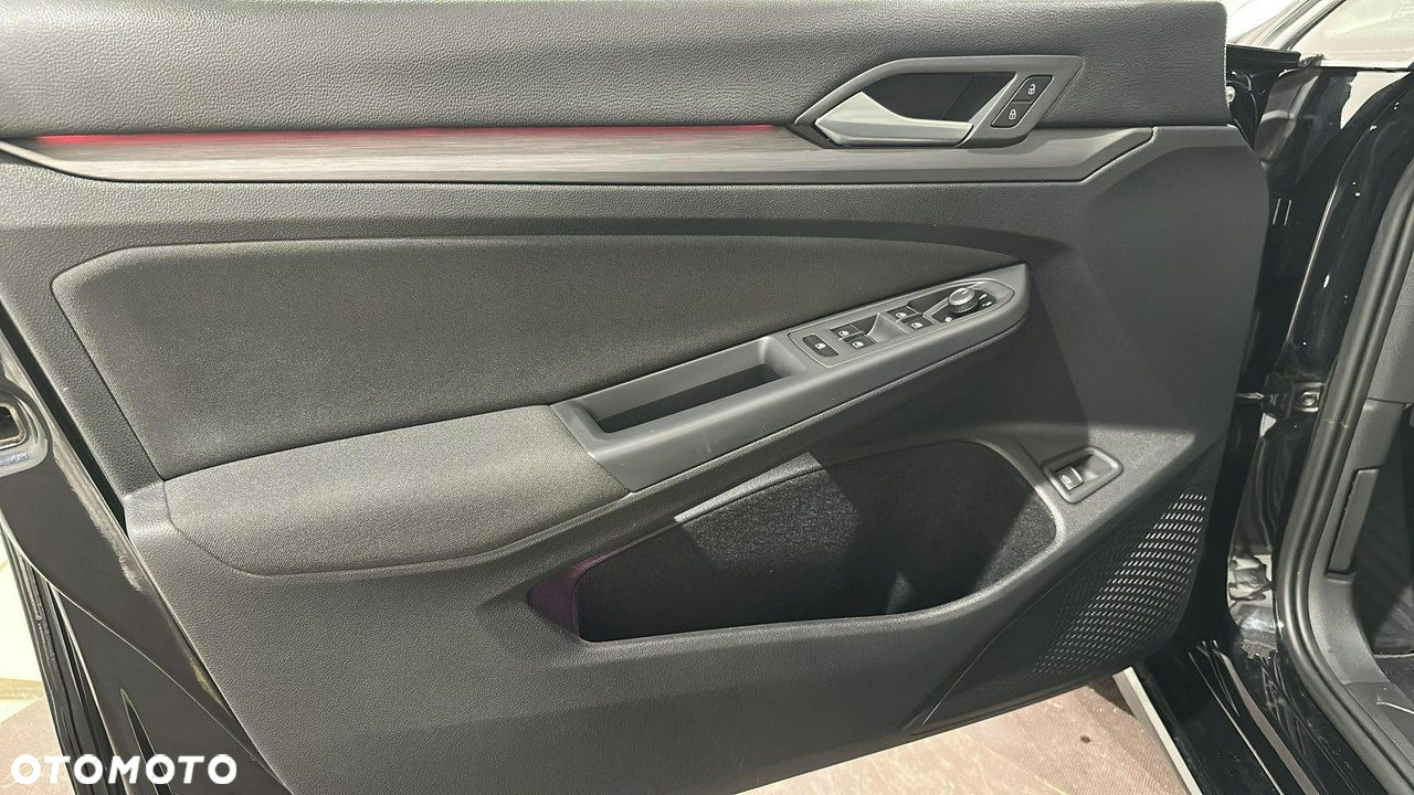 Volkswagen Golf - 14