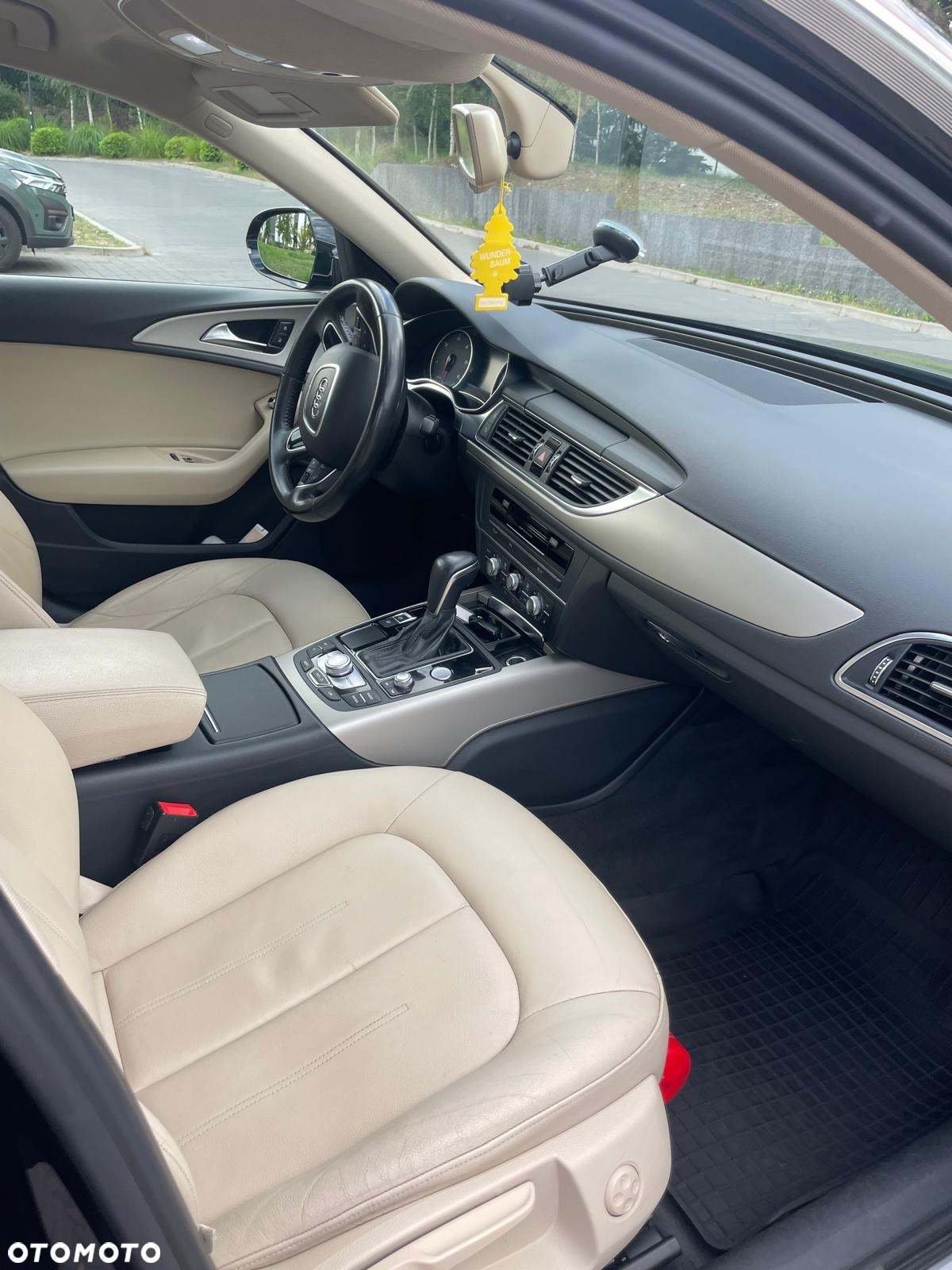 Audi A6 - 12