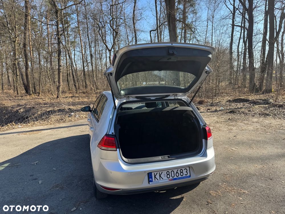 Volkswagen Golf 1.2 TSI BlueMotion Technology Comfortline - 12