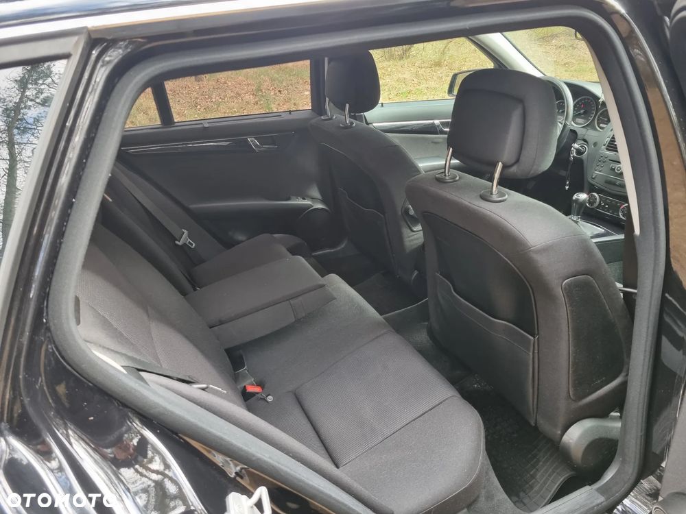 Mercedes-Benz Klasa C 200 CDI DPF Elegance - 16