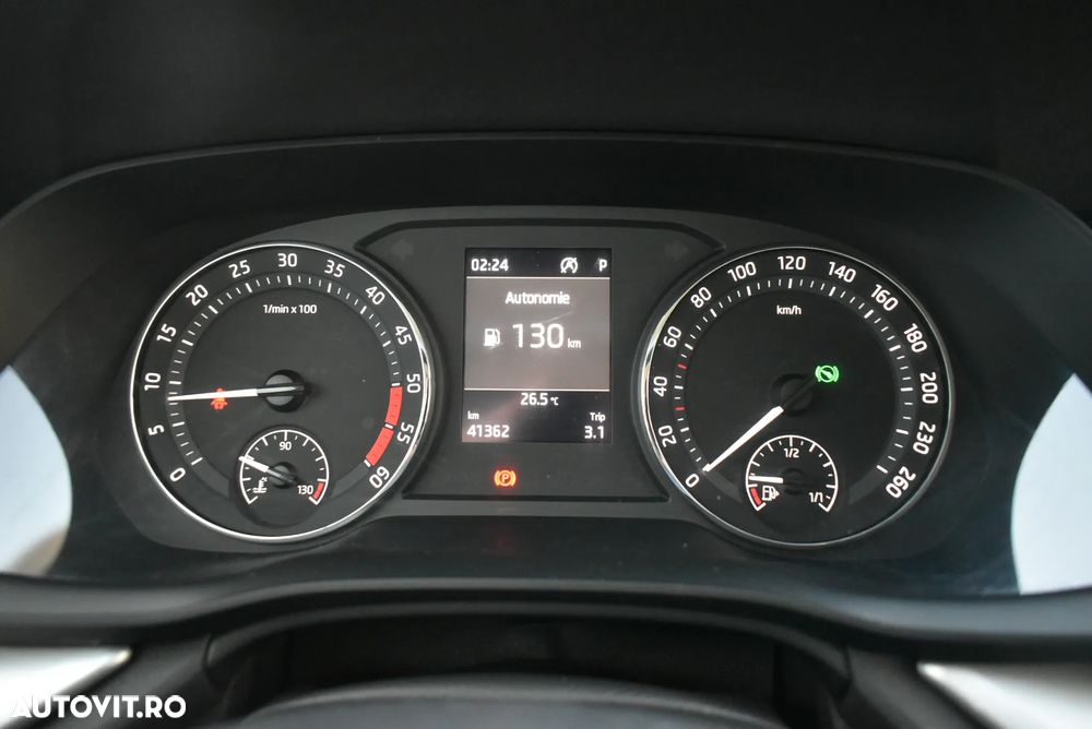 Skoda Octavia 2.0 TDI DSG Ambition - 6