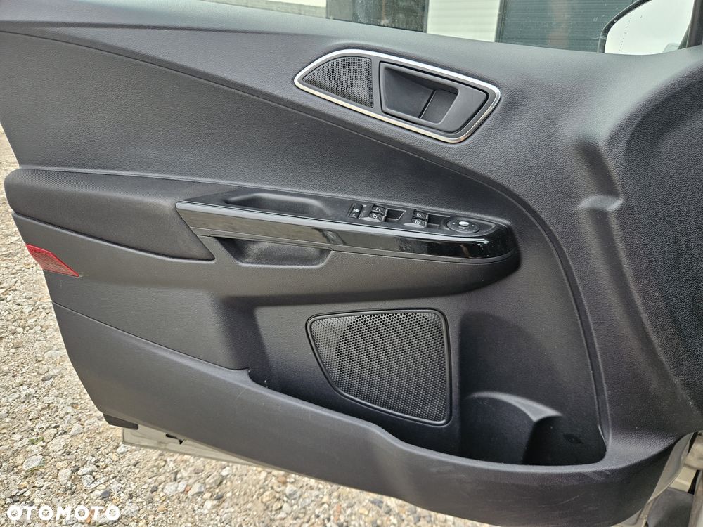 Ford B-MAX 1.0 EcoBoost Titanium EU6 - 34