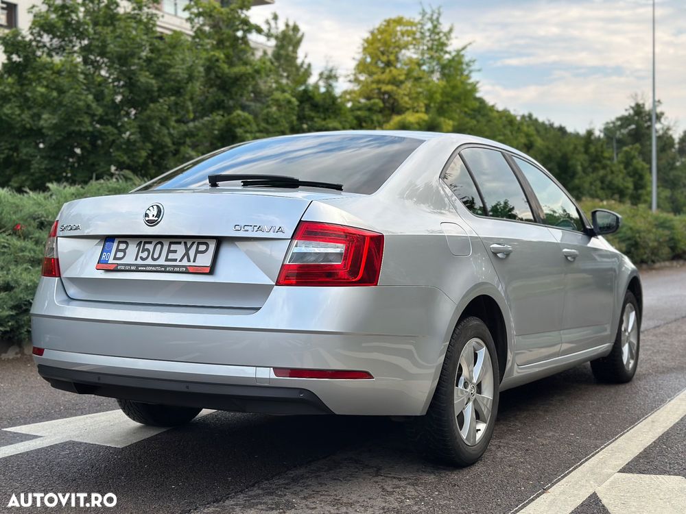 Skoda Octavia 1.6 TDI Ambition - 14