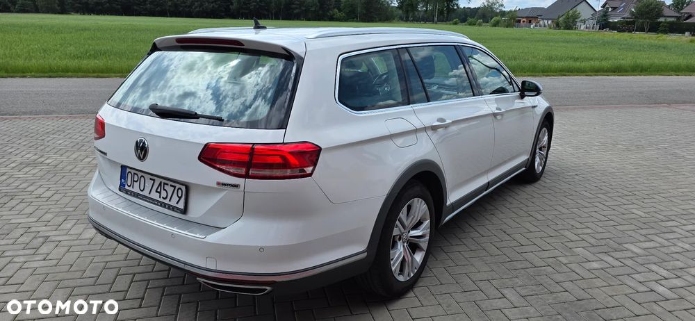 Volkswagen Passat 2.0 TDI SCR DSG 4Motion Business - 6