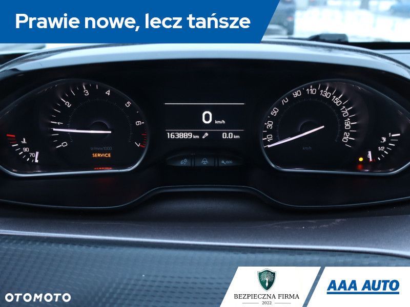 Peugeot 2008 - 12