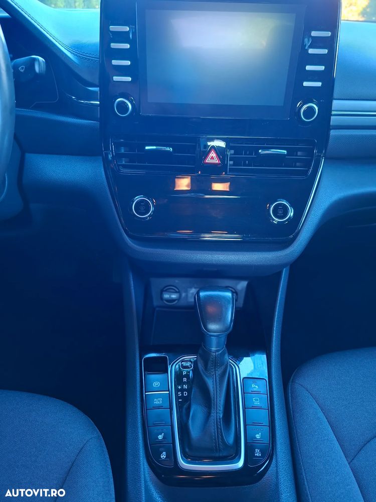 Hyundai IONIQ 1.6 141CP Exclusive - 15