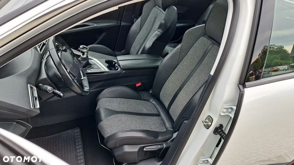 Peugeot 3008 BlueHDi 130 Stop & Start Allure - 26