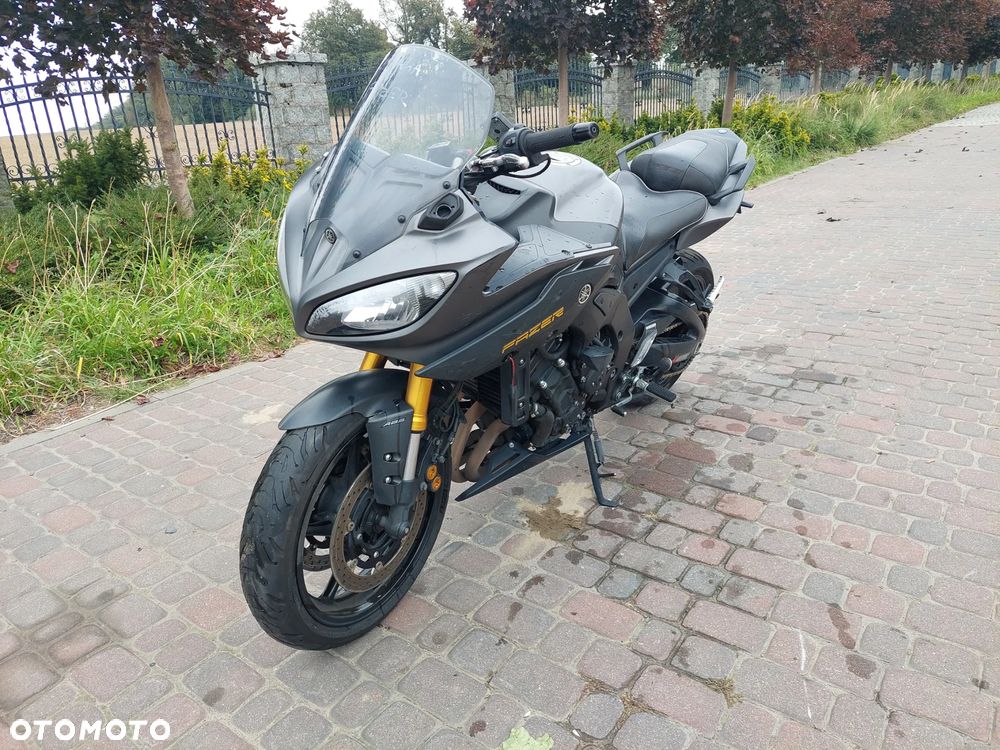 Yamaha FZ8 - 1