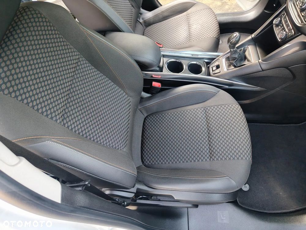 Opel Zafira - 19