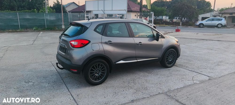 Renault Captur - 15