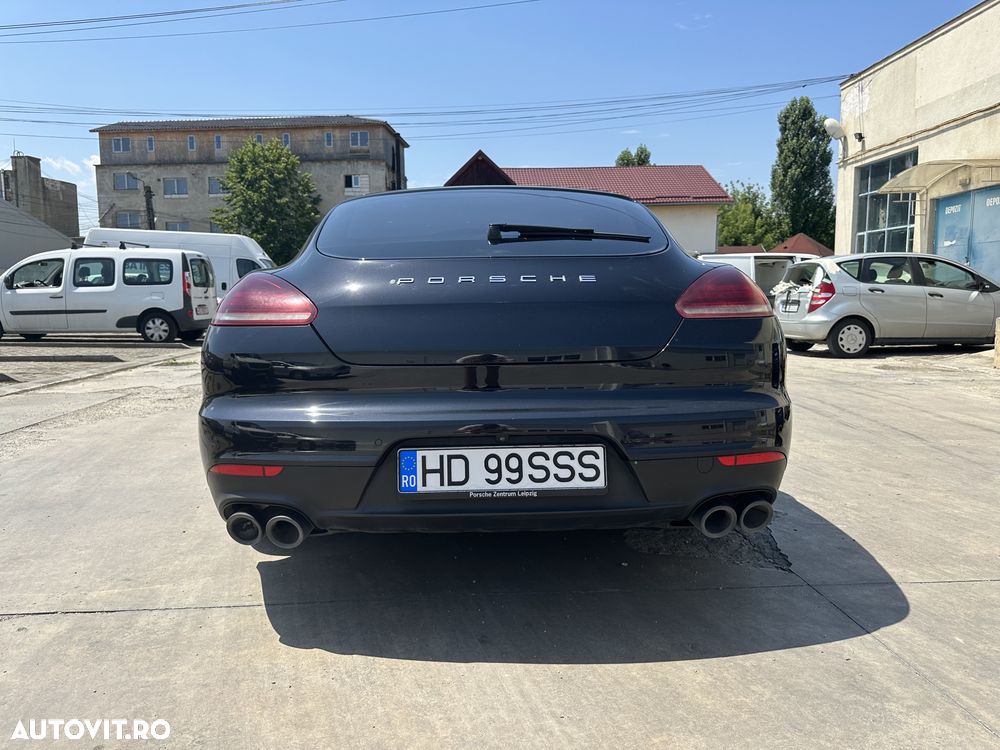 Porsche Panamera - 7