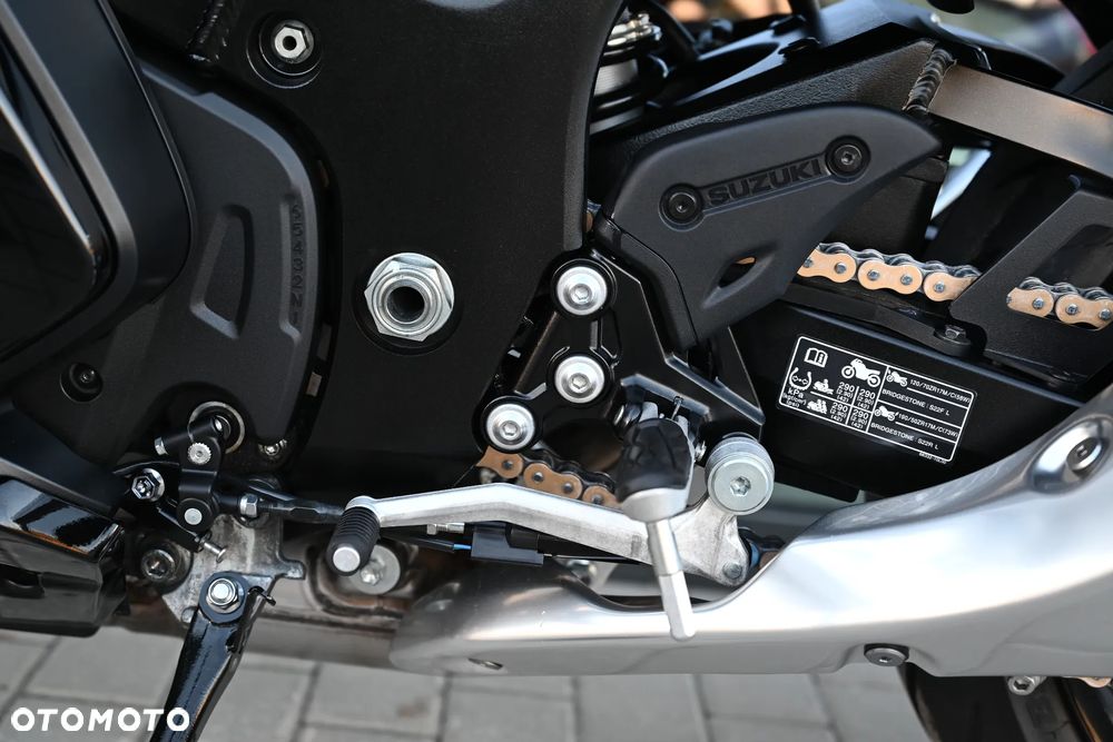 Suzuki GSX-R - 28