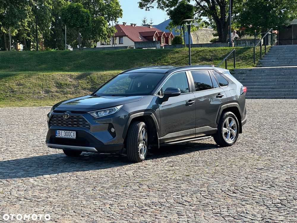 Toyota RAV4 - 3