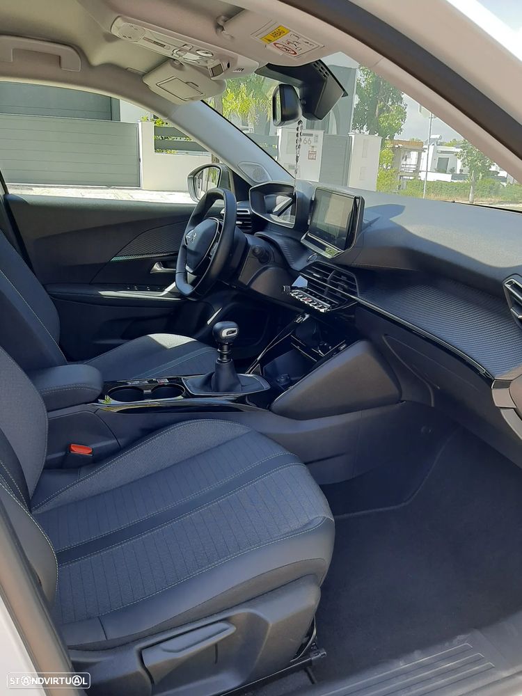 Peugeot 2008 1.2 PureTech Allure Pack - 4
