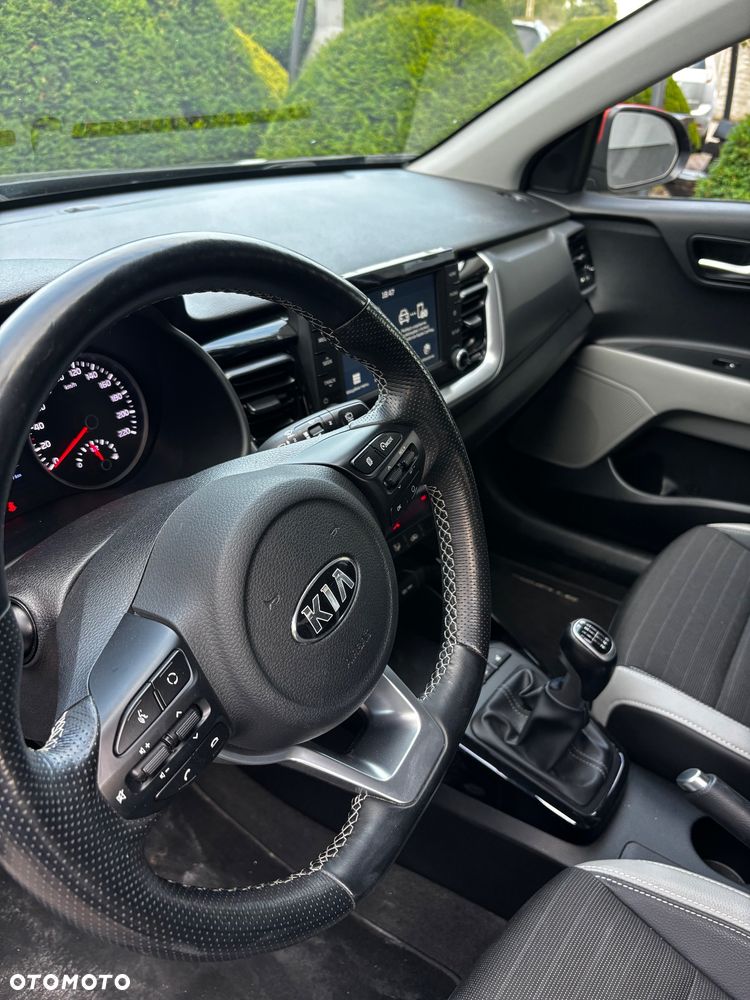 Kia Stonic 1.0 T-GDI 120 Platinum Edition - 10