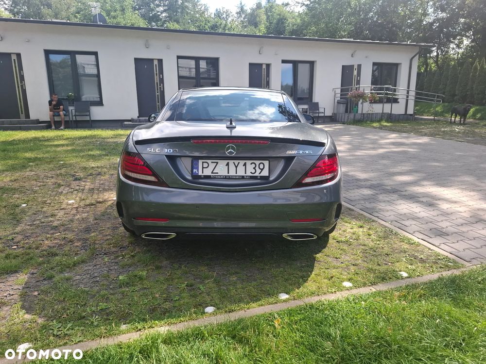 Mercedes-Benz SLC 200 9G-TRONIC RedArt Edition - 14