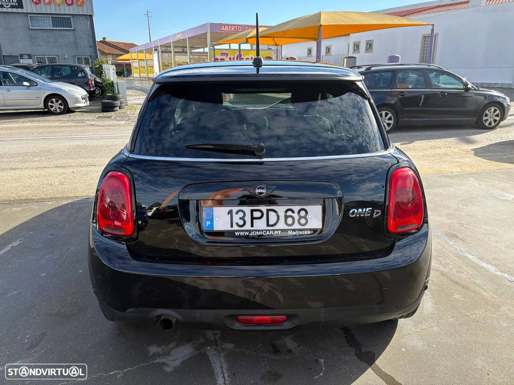 MINI 3 Portas One D - 5