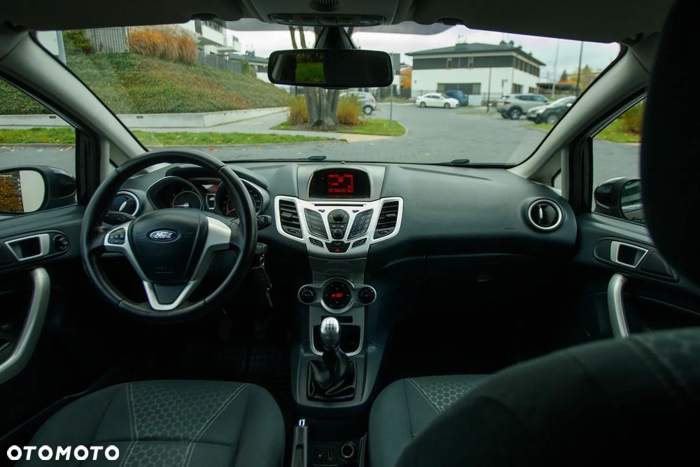 Ford Fiesta 1.25 Titanium X - 5