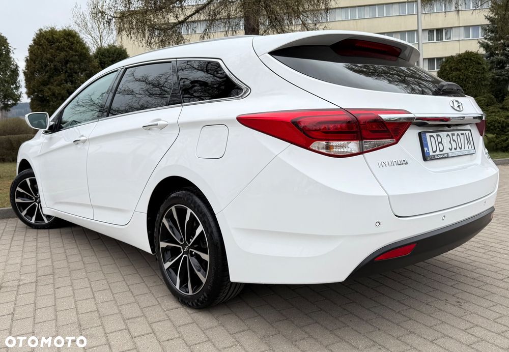 Hyundai i40 Kombi 2.0 Premium - 28