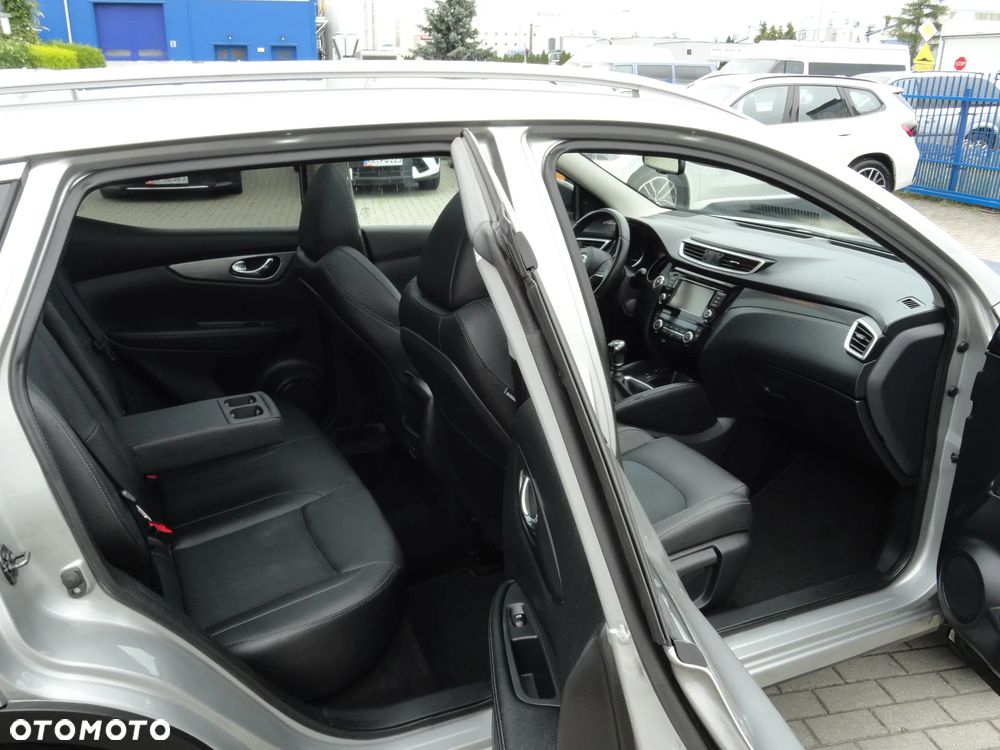 Nissan Qashqai 1.3 DIG-T Tekna+ - 10