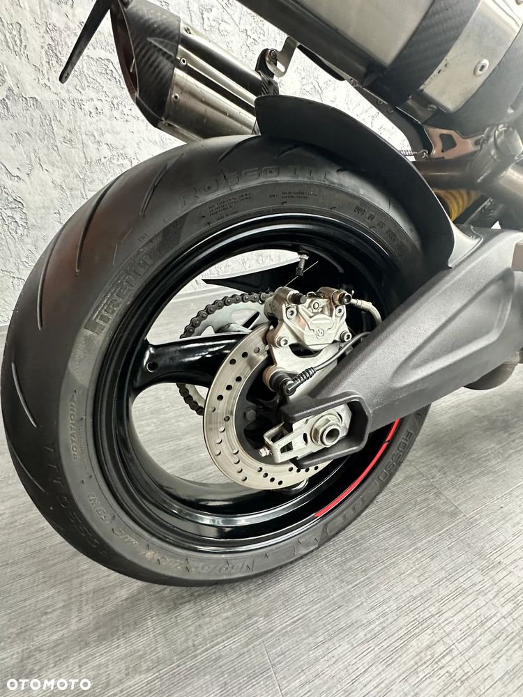 Ducati Monster - 23