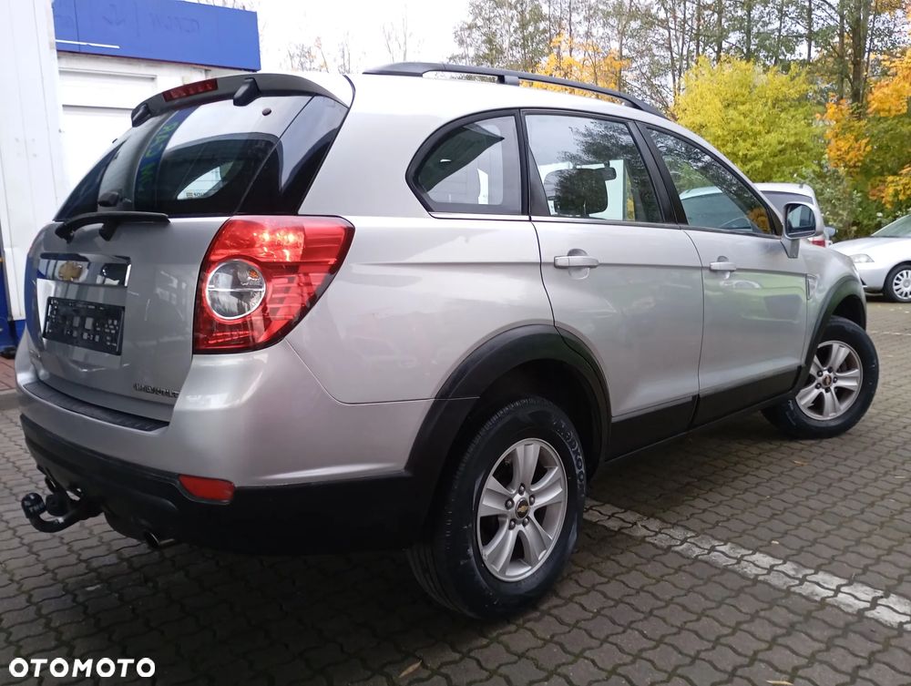 Chevrolet Captiva 2.4 2WD 5 Sitzer LS - 19