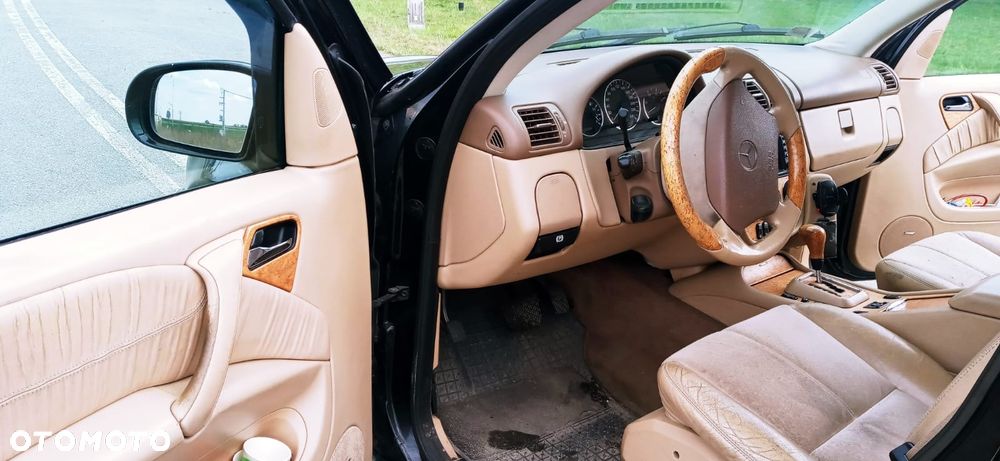 Mercedes-Benz ML - 4