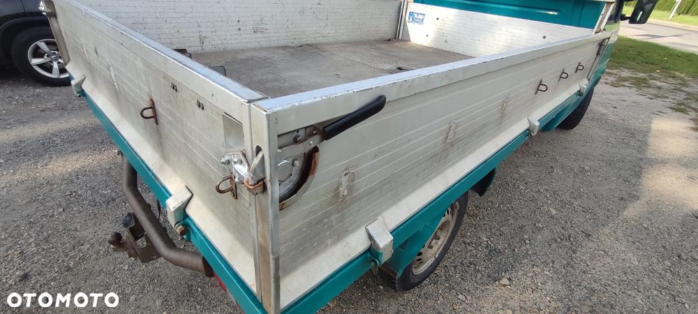 Volkswagen Transporter - 14