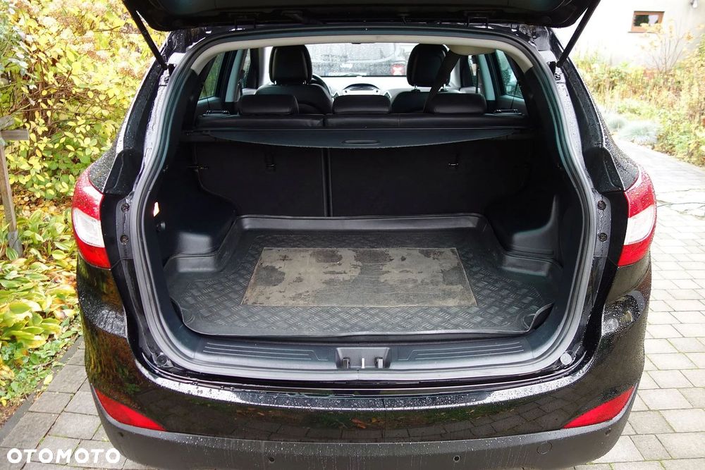 Hyundai ix35 1.6 2WD Fifa World Cup Edition - 40