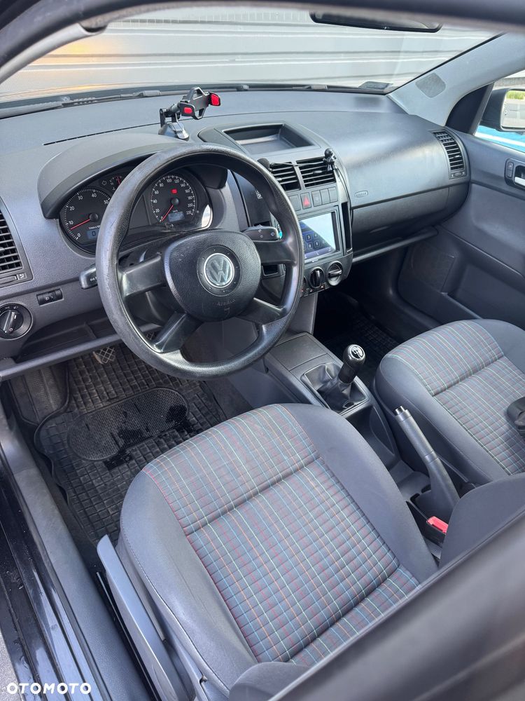 Volkswagen Polo 1.4 16V Sportline - 21