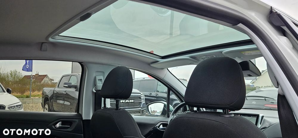 Peugeot 208 PureTech 110 Stop & Start EAT6 Tech Edition - 13