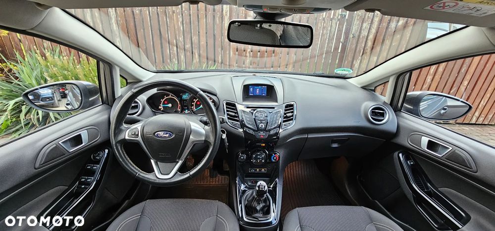 Ford Fiesta 1.0 EcoBoost S&S TITANIUM - 9