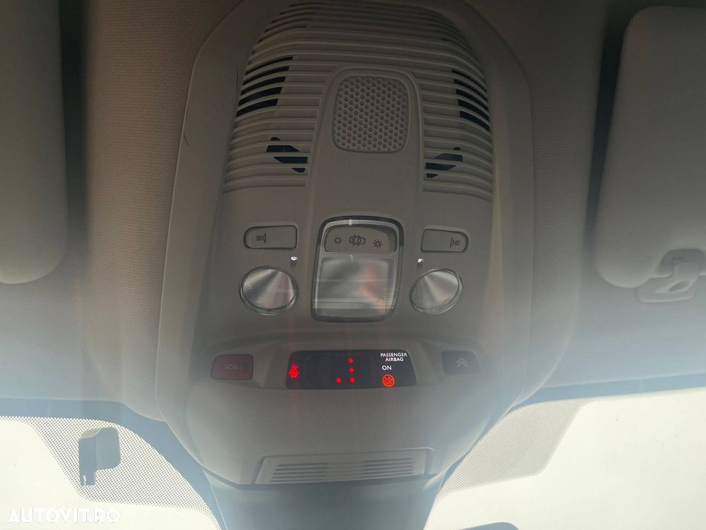 Citroën C5 Aircross Pure Tech 180 S&S EAT8 LIVE - 31