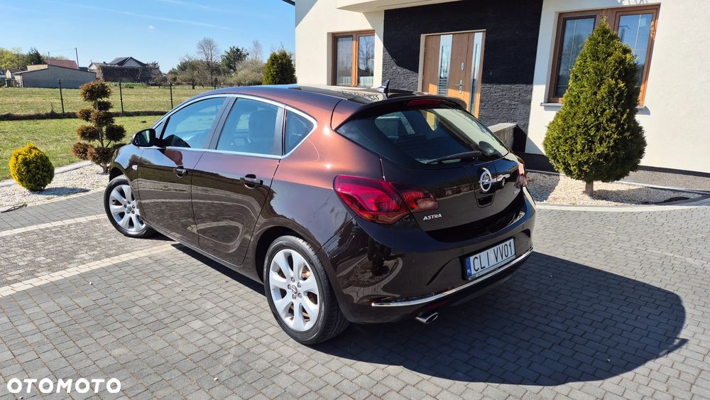 Opel Astra 1.4 T Cosmo S&S - 3