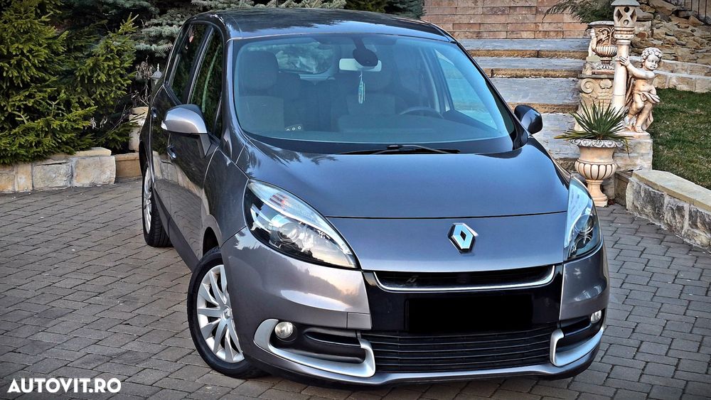 RENAULT Scenic