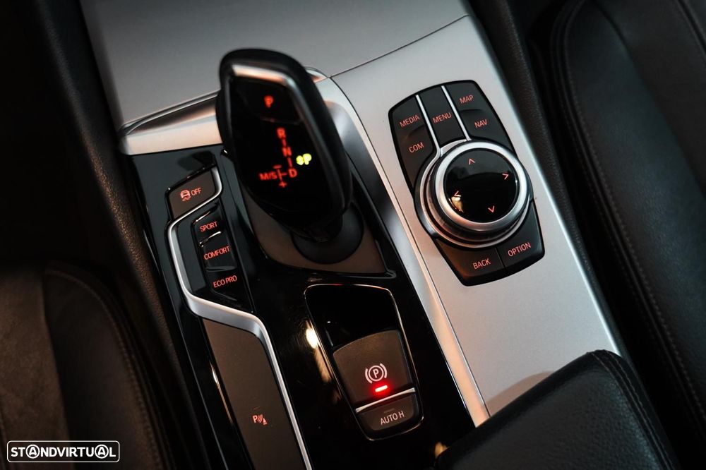 BMW 520 d Auto — fotografia 16