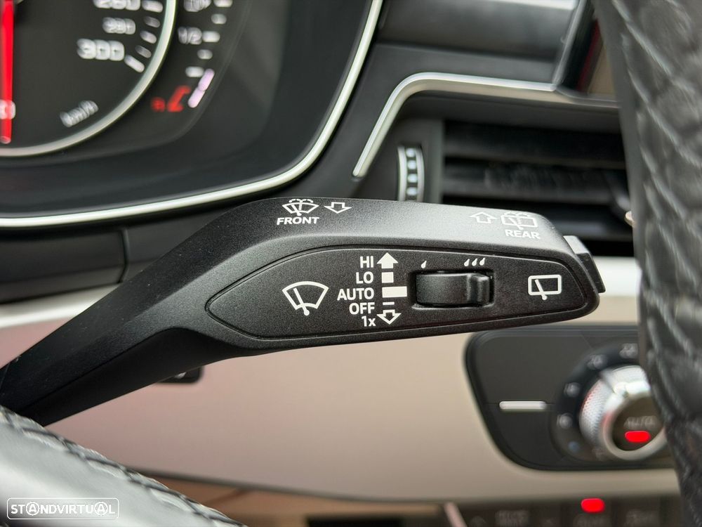 Audi A4 Avant 40 TDI Advanced S tronic - 30