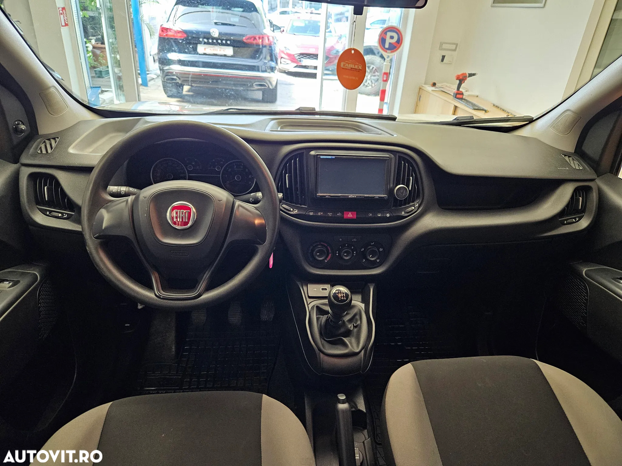 Fiat Doblo Combi 1.6 Mjet 105 CP Maxi Confort - 16