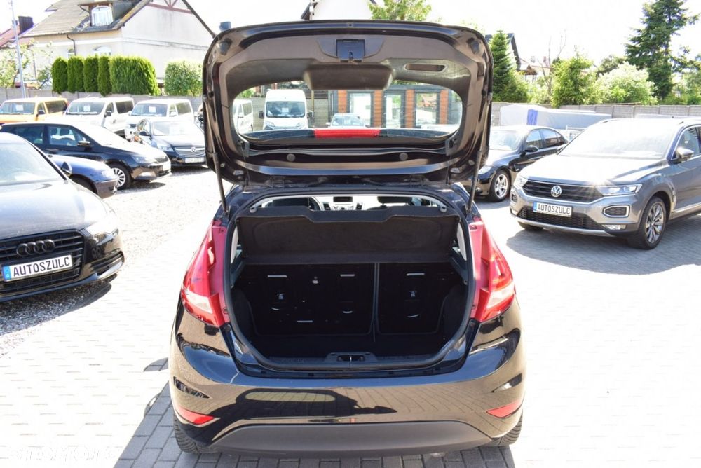 Ford Fiesta - 11