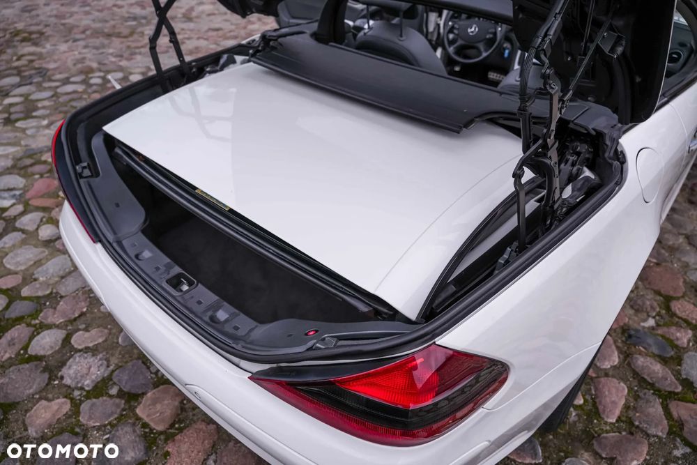 Mercedes-Benz SL - 40